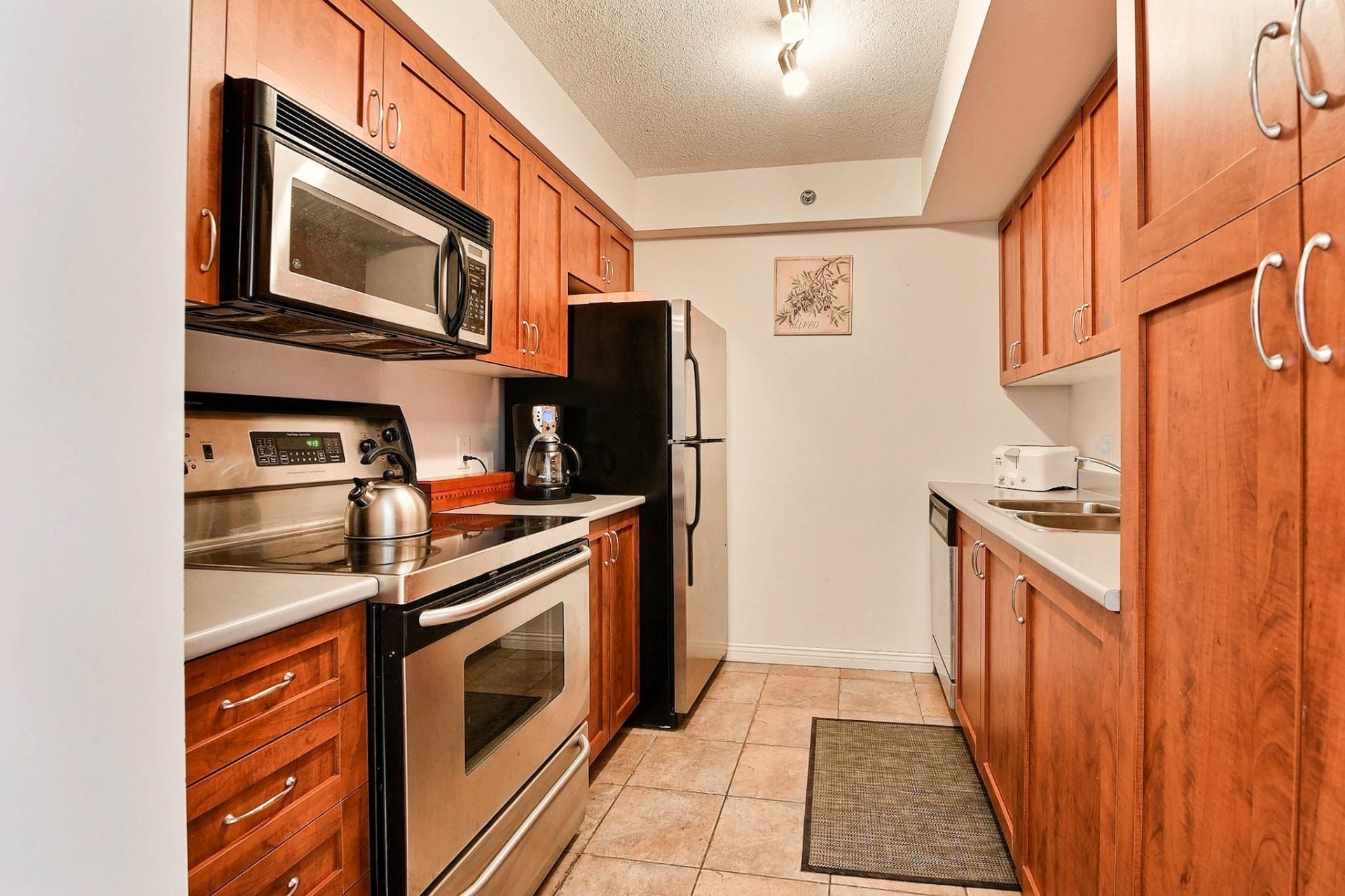 









1225


Rue Notre-Dame O.

, 624,
Montréal (Ville-Marie),




QC
H3C6S3

