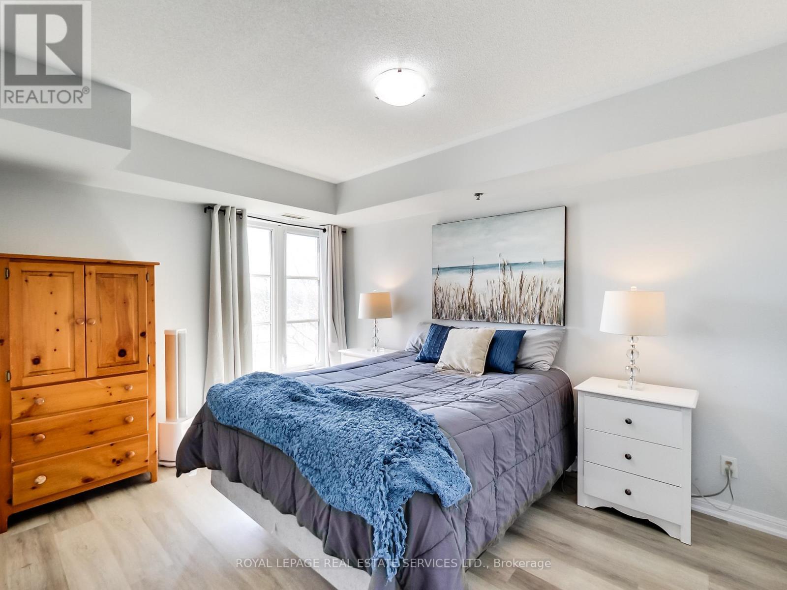 












221 - 3060 ROTARY WAY

,
Burlington,




Ontario
L7M0G9

