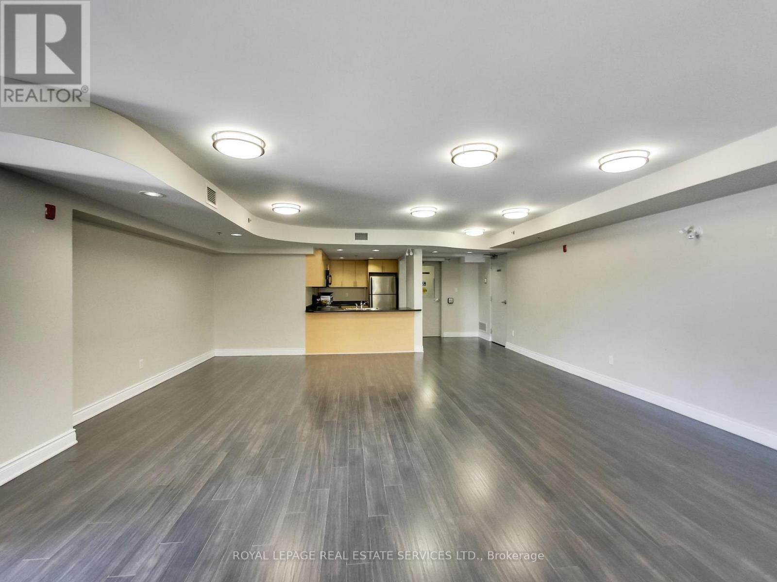 












221 - 3060 ROTARY WAY

,
Burlington,




Ontario
L7M0G9

