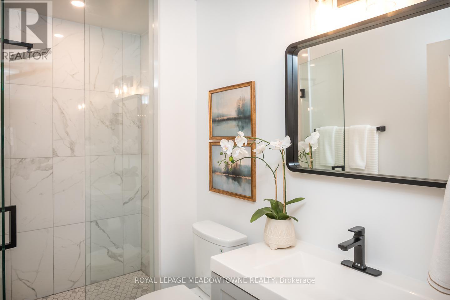 












225 PROSSER CIRCLE

,
Milton,




Ontario
L9T0P6

