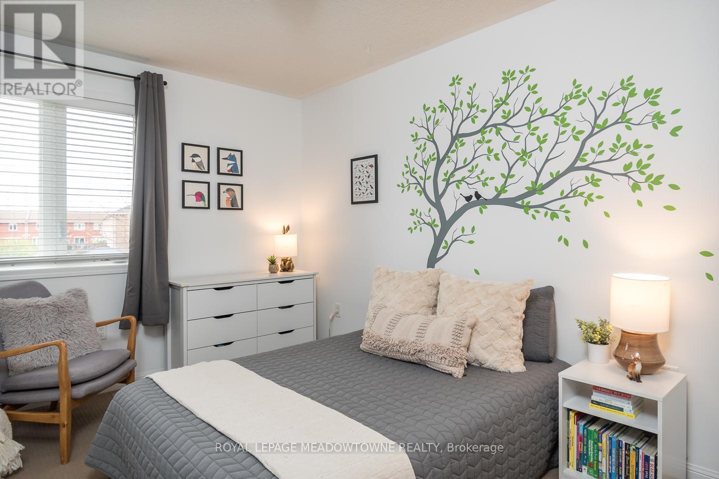 












225 PROSSER CIRCLE

,
Milton,




Ontario
L9T0P6

