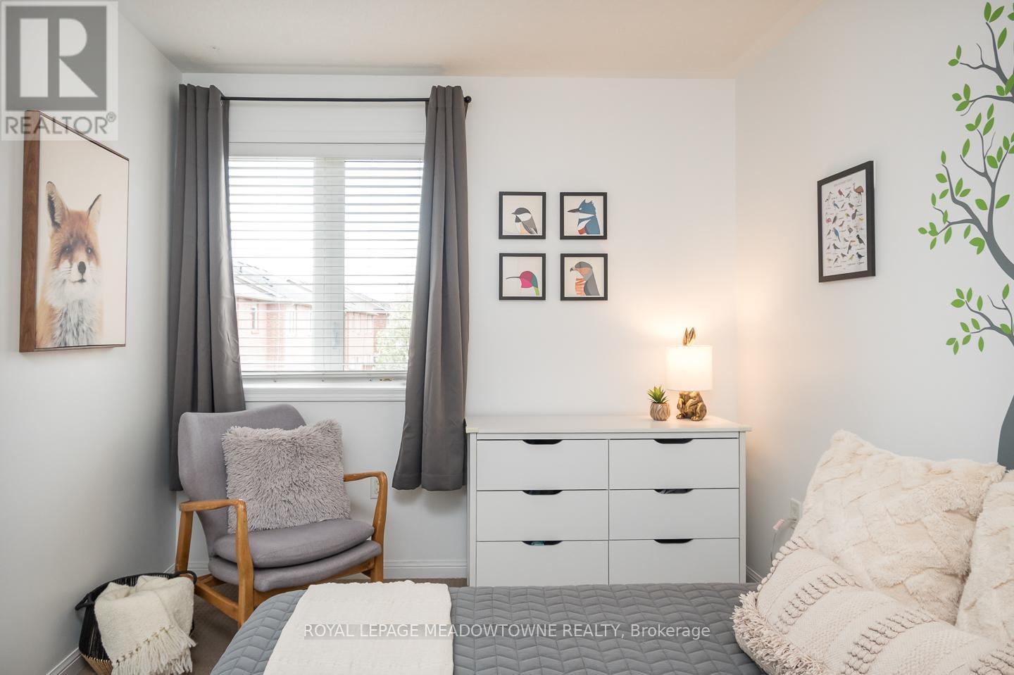 












225 PROSSER CIRCLE

,
Milton,




Ontario
L9T0P6

