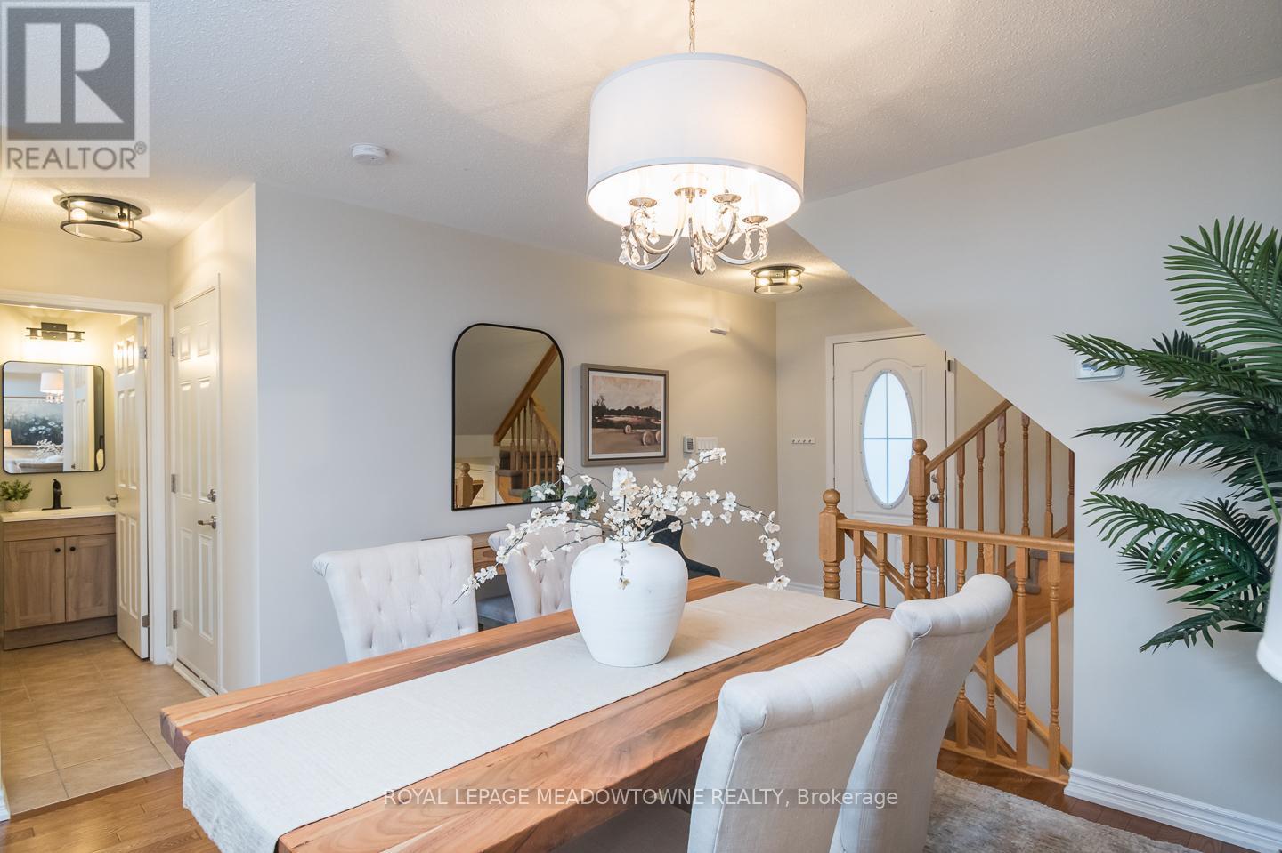 












225 PROSSER CIRCLE

,
Milton,




Ontario
L9T0P6


