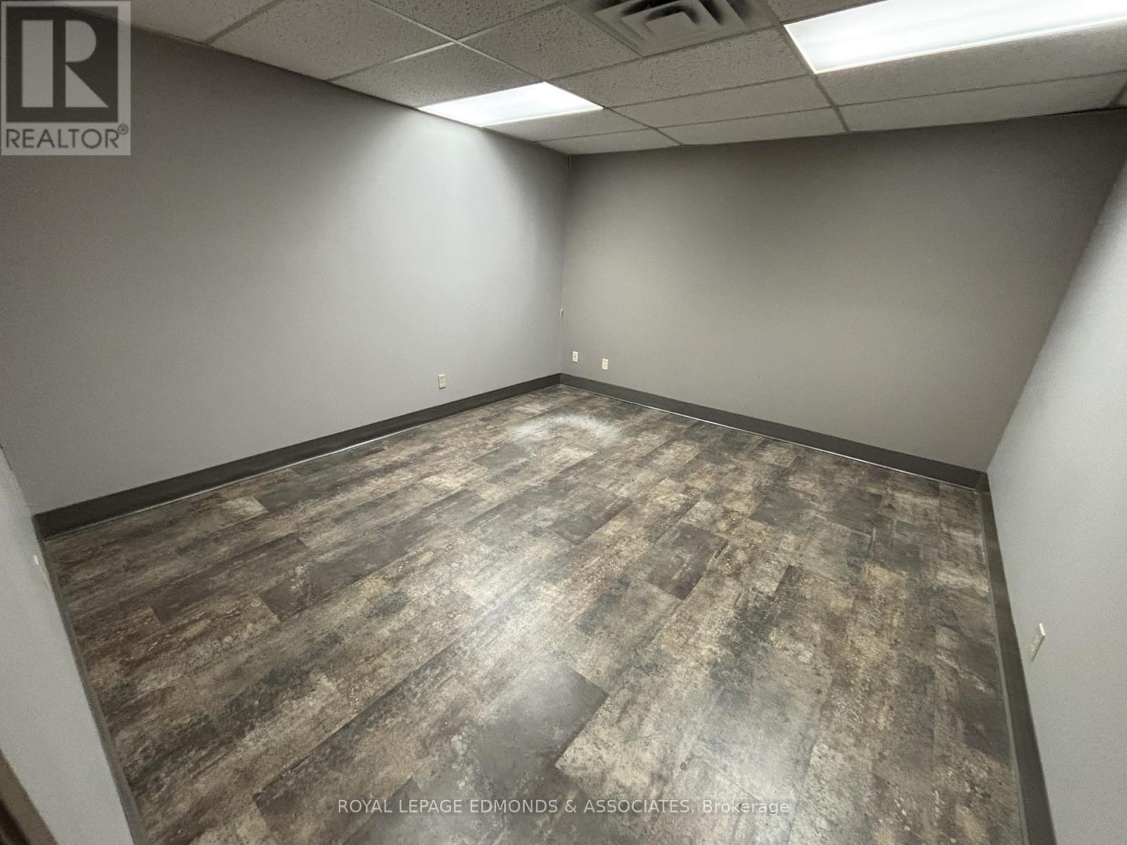 












C - 270 LAKE STREET

,
Pembroke,




Ontario
K8A7Y9

