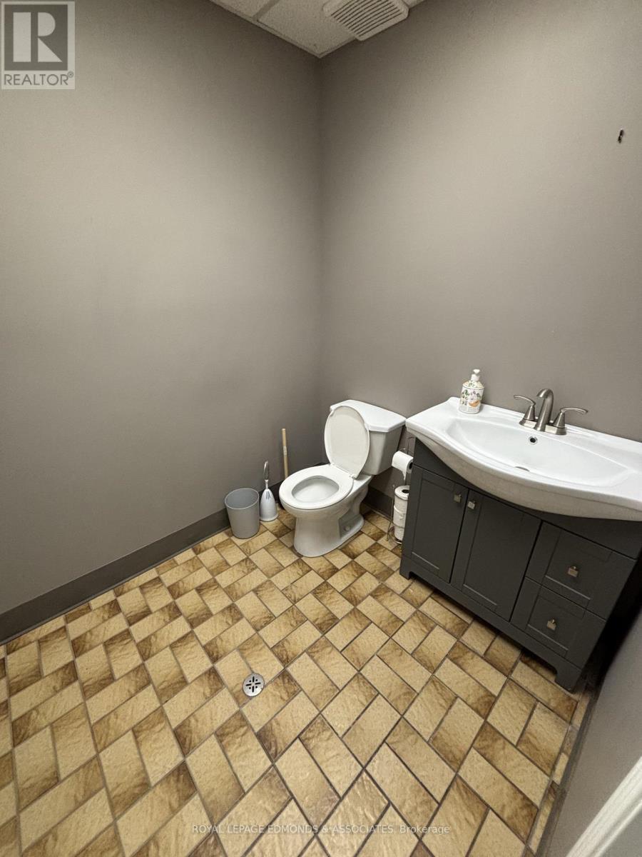 












C - 270 LAKE STREET

,
Pembroke,




Ontario
K8A7Y9

