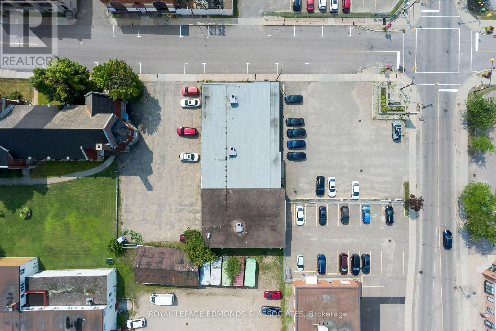 












C - 270 LAKE STREET

,
Pembroke,




Ontario
K8A7Y9

