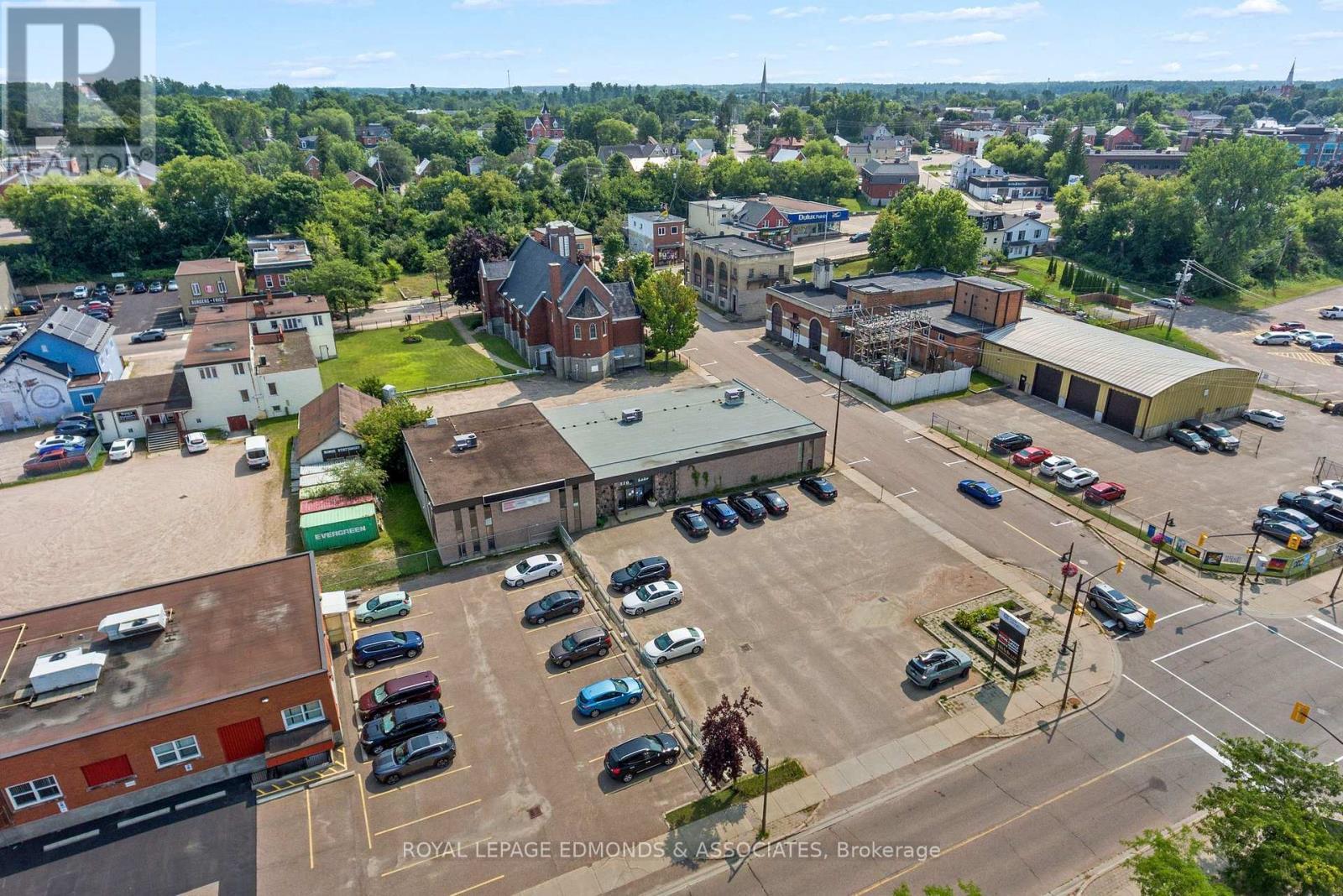 












C - 270 LAKE STREET

,
Pembroke,




Ontario
K8A7Y9

