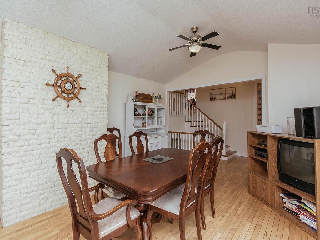












175 Dickey Drive

,
Lower Sackville,




NS
B4C 1T7


