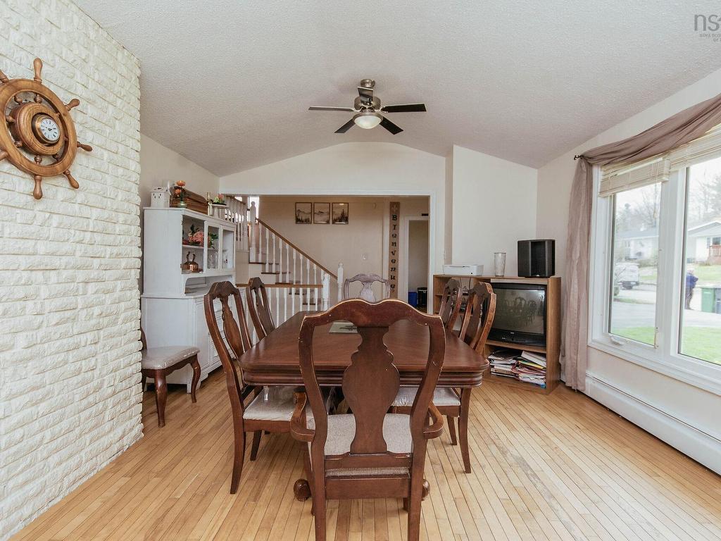












175 Dickey Drive

,
Lower Sackville,




NS
B4C 1T7

