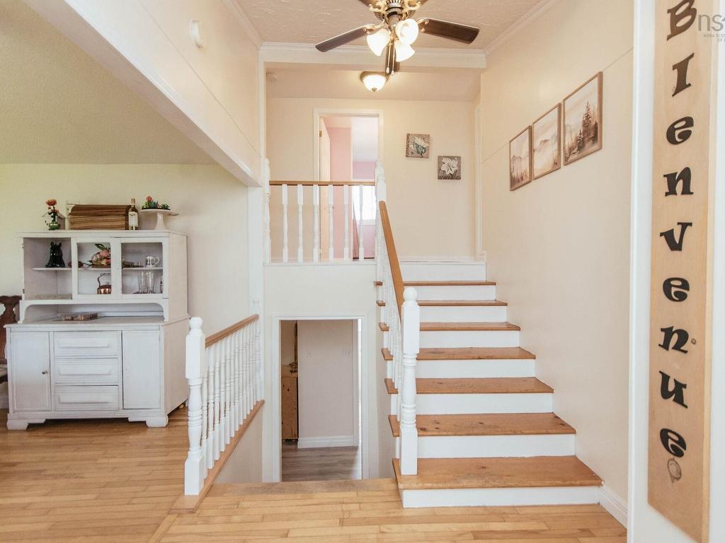 












175 Dickey Drive

,
Lower Sackville,




NS
B4C 1T7

