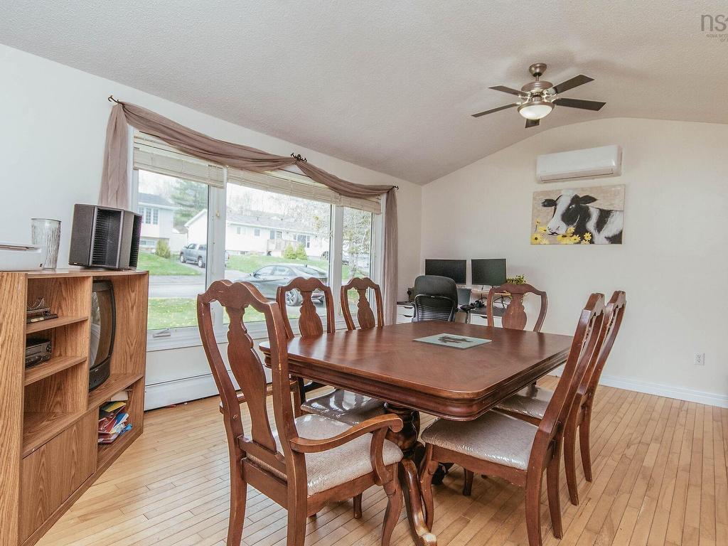 












175 Dickey Drive

,
Lower Sackville,




NS
B4C 1T7

