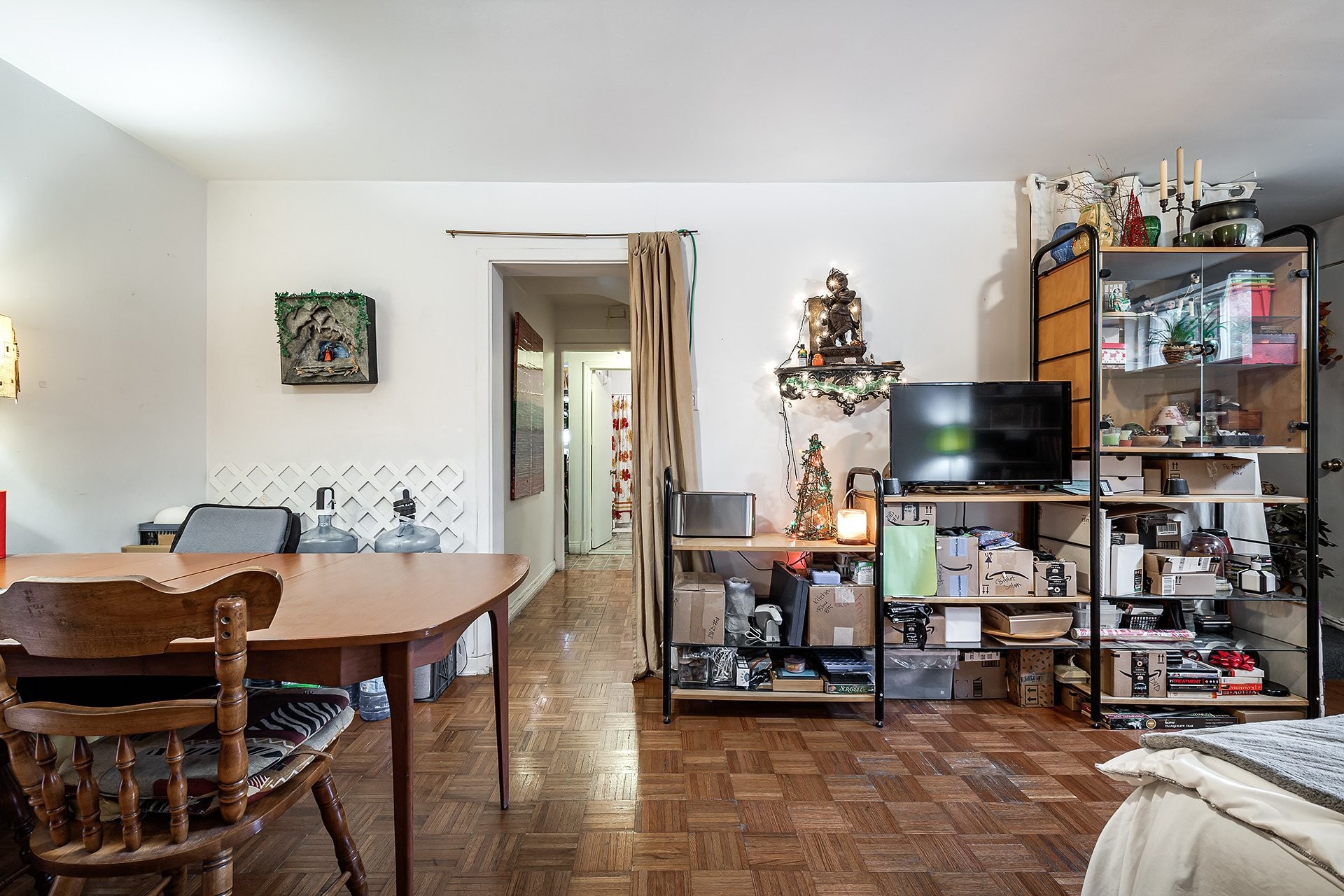 









95


Rue Dufferin

, #A,
Hampstead,




QC
H3X2X8

