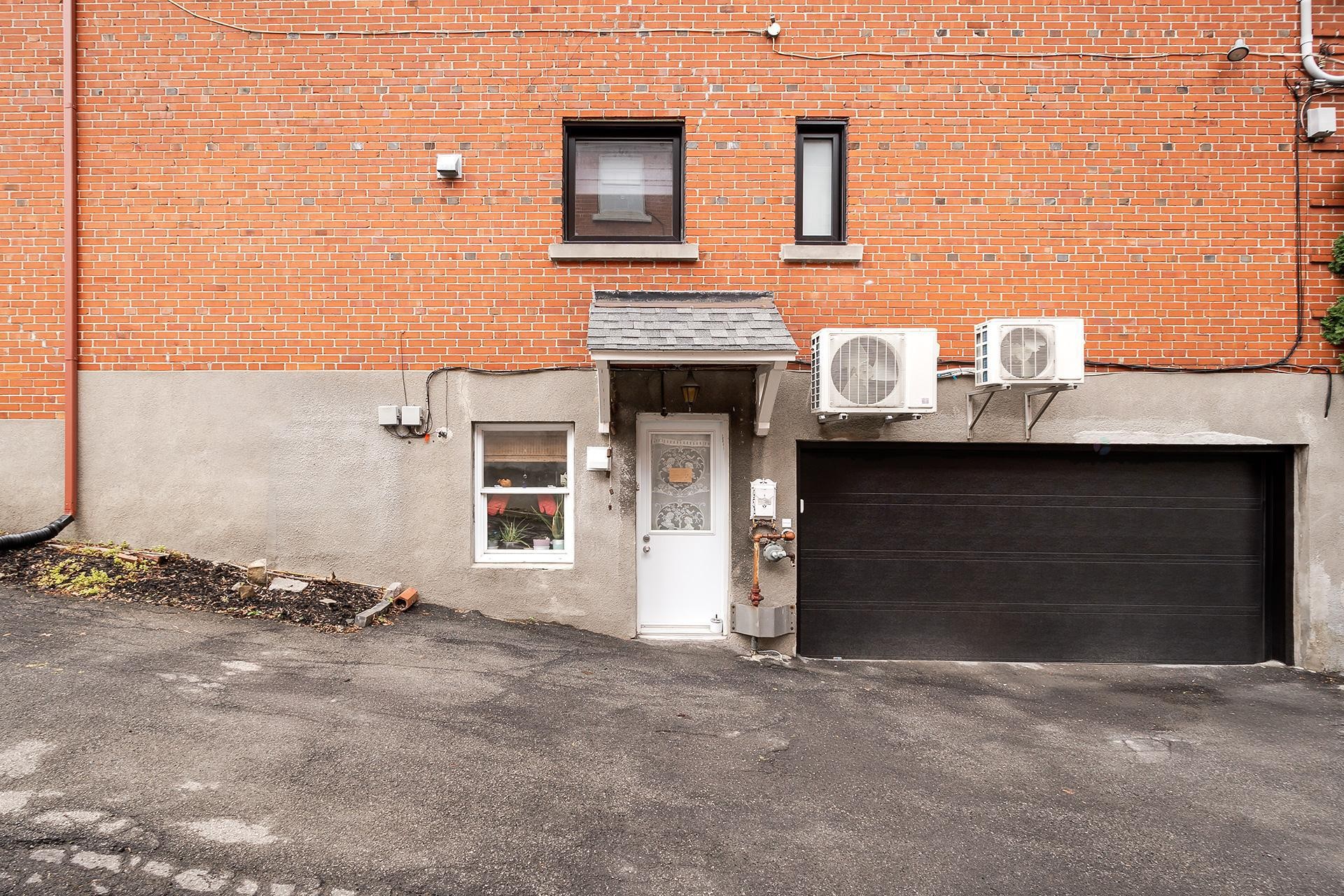









95


Rue Dufferin

, #A,
Hampstead,




QC
H3X2X8

