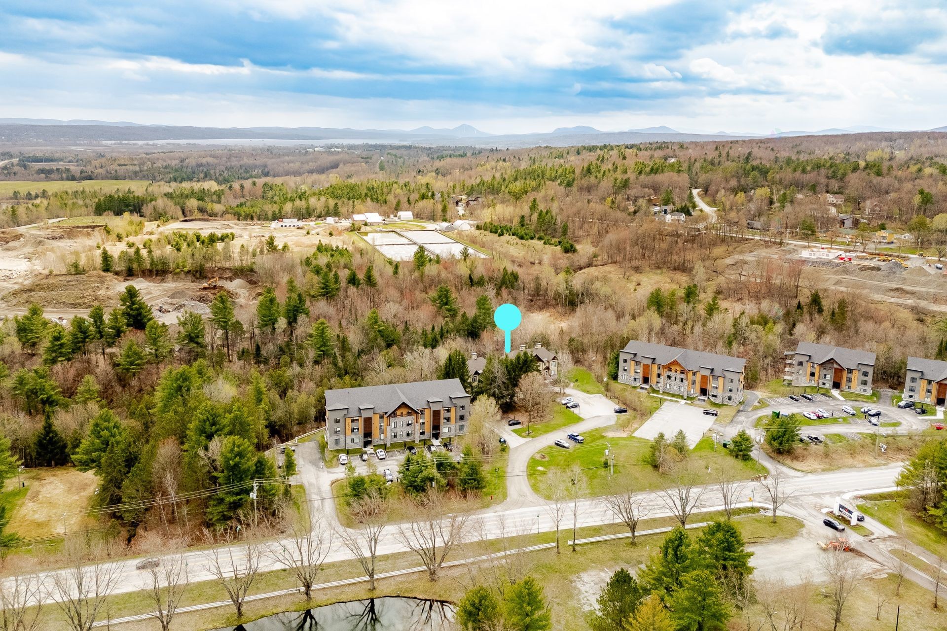 









2600


Ch. du Parc

, 101,
Orford,




QC
J1X7A2

