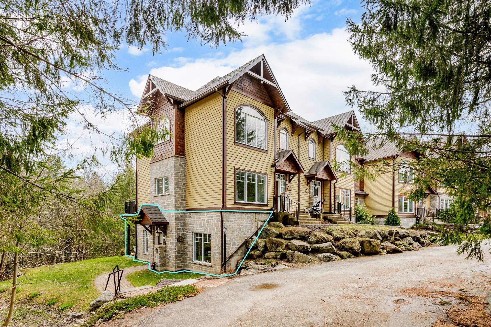 









2600


Ch. du Parc

, 101,
Orford,




QC
J1X7A2


