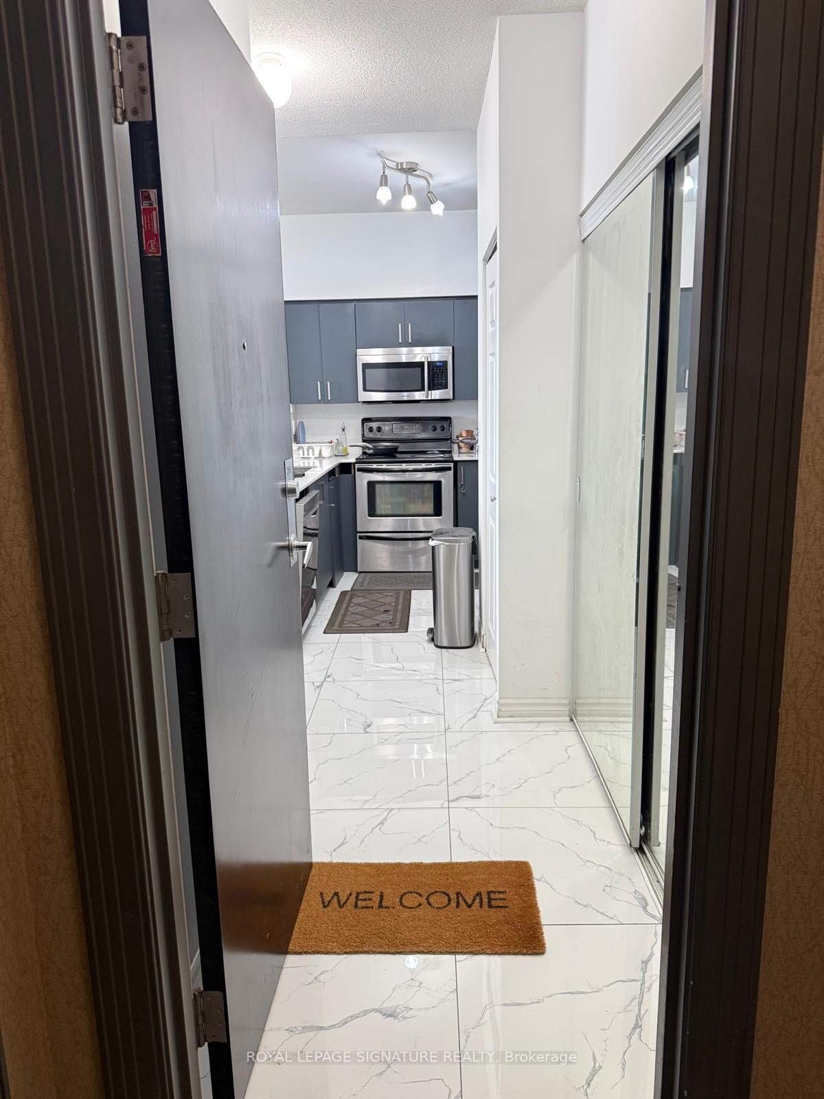 









388


Prince of Wales

Drive, 2506,
Mississauga,




ON
L5B 0A1

