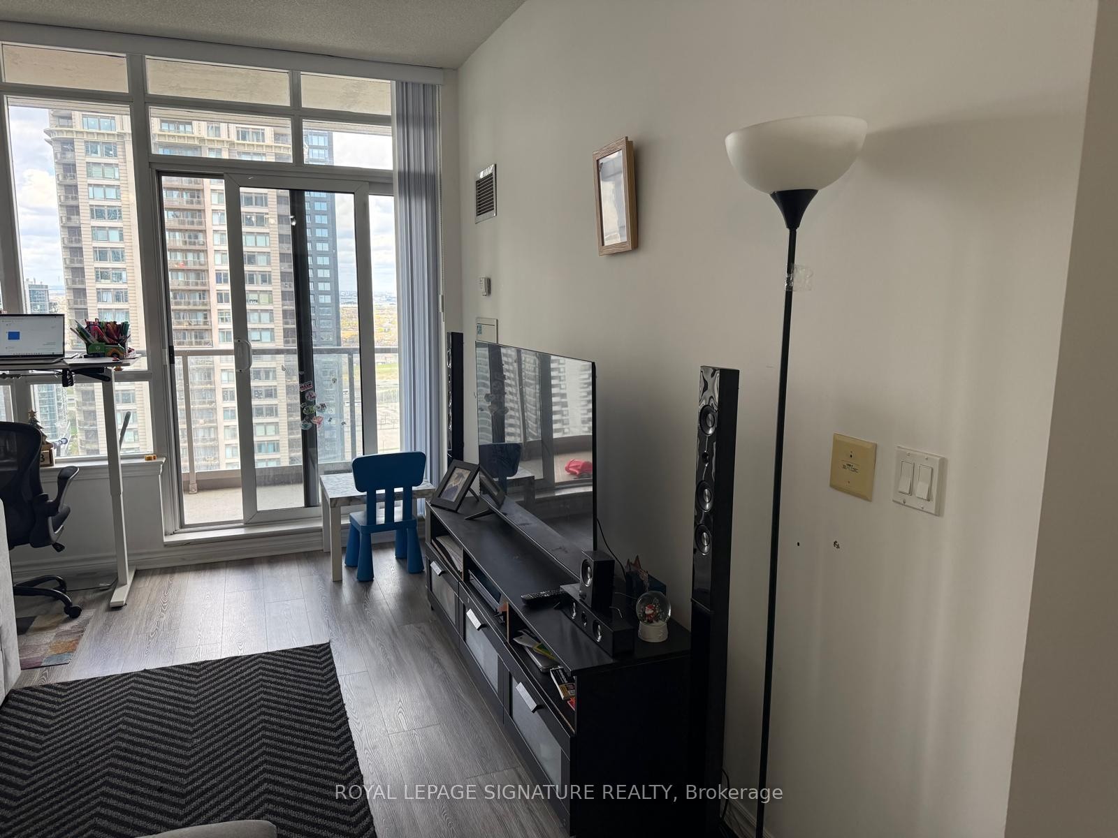 









388


Prince of Wales

Drive, 2506,
Mississauga,




ON
L5B 0A1

