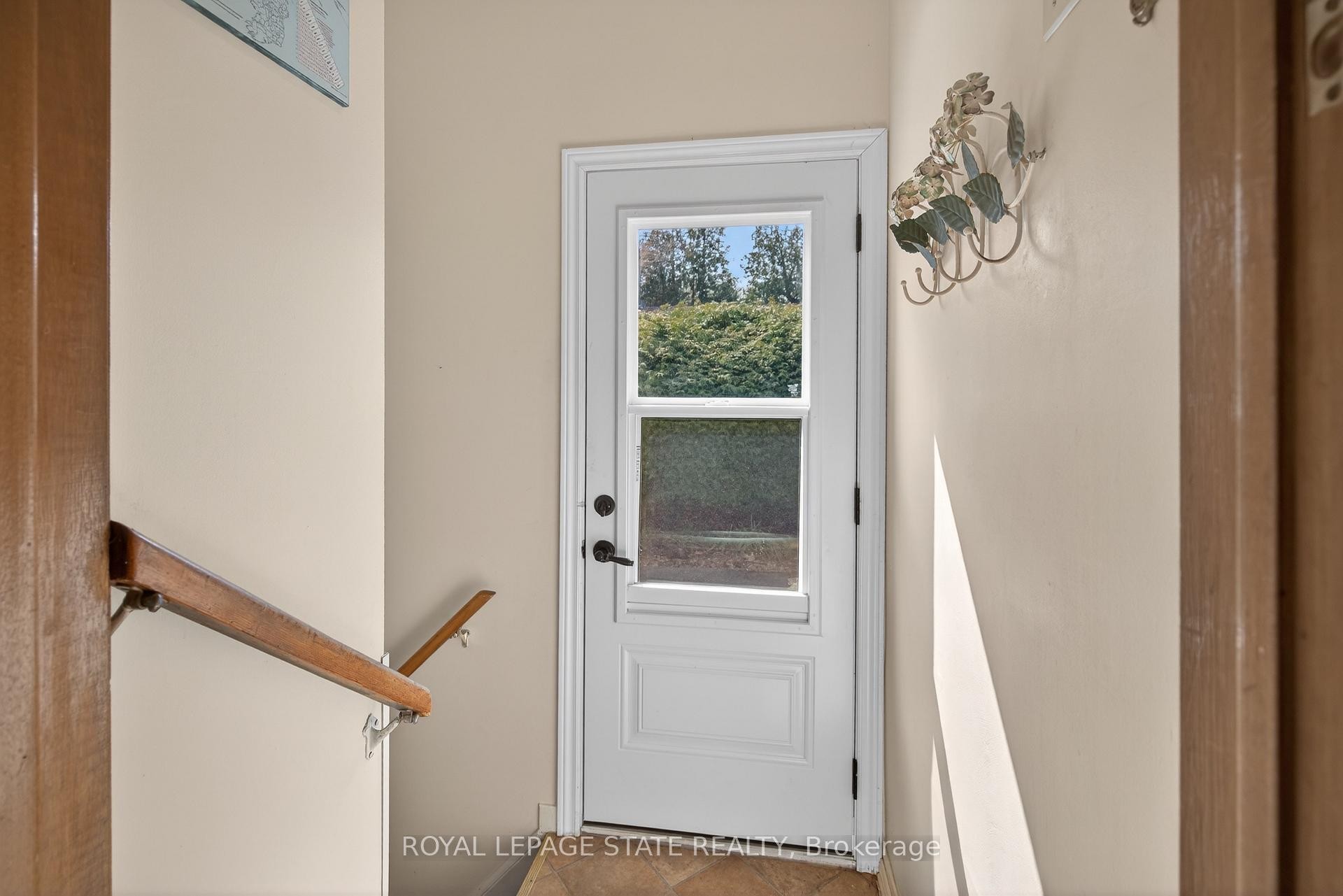 









34


Helen

Street,
Hamilton,




ON
L9H 1N3

