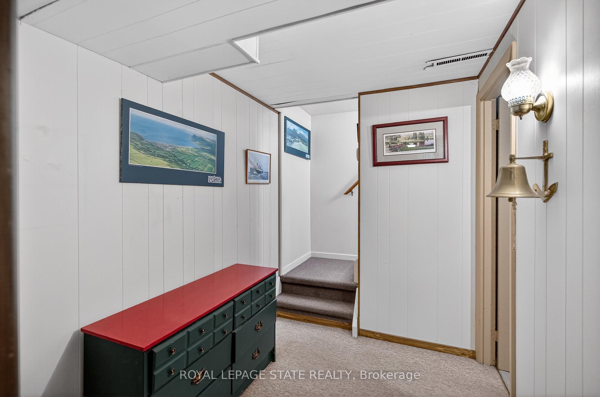









34


Helen

Street,
Hamilton,




ON
L9H 1N3

