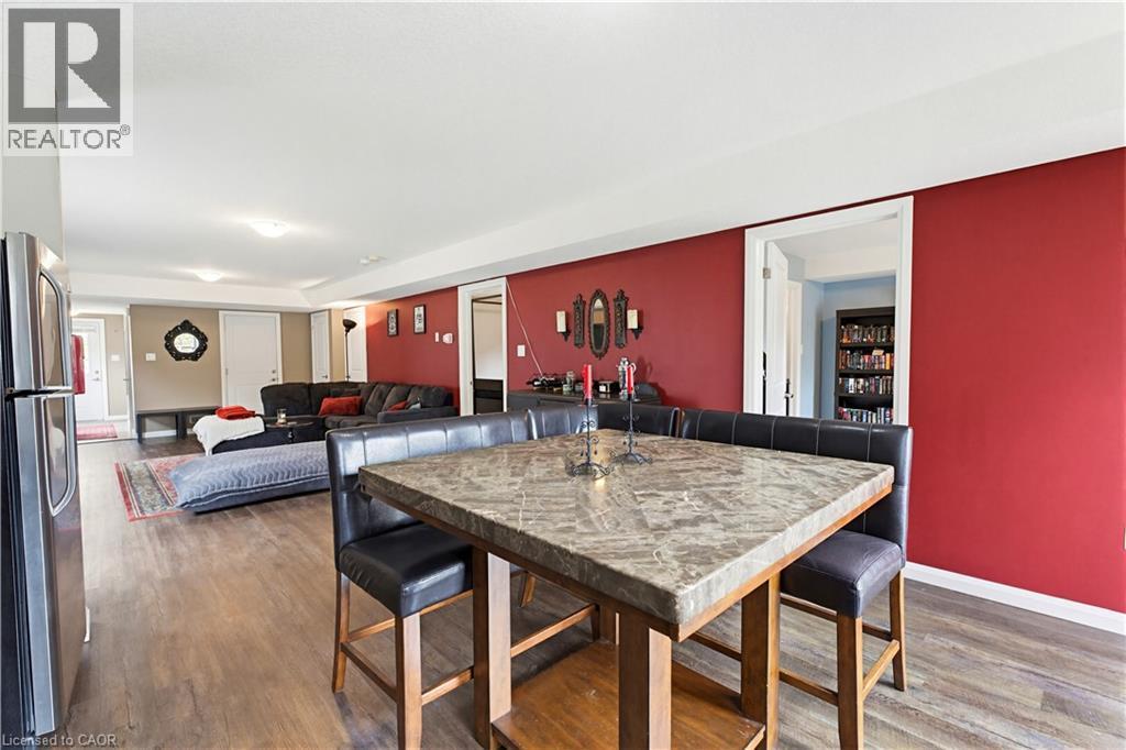 












399 GREENFIELD Avenue

,
Kitchener,




Ontario
N2C1E6

