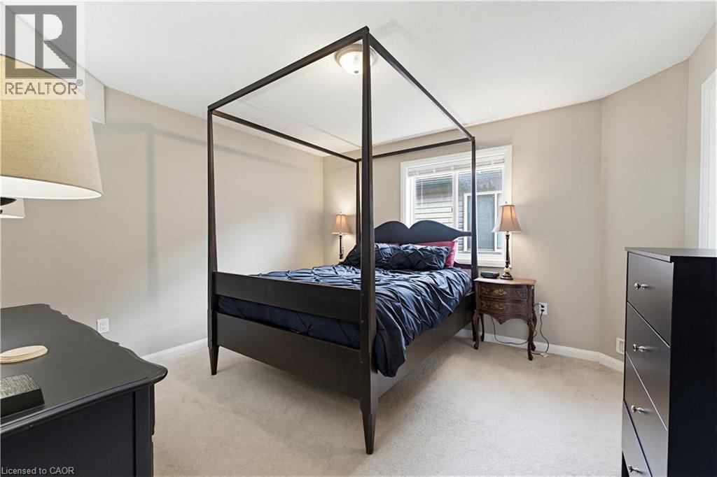 












399 GREENFIELD Avenue

,
Kitchener,




Ontario
N2C1E6

