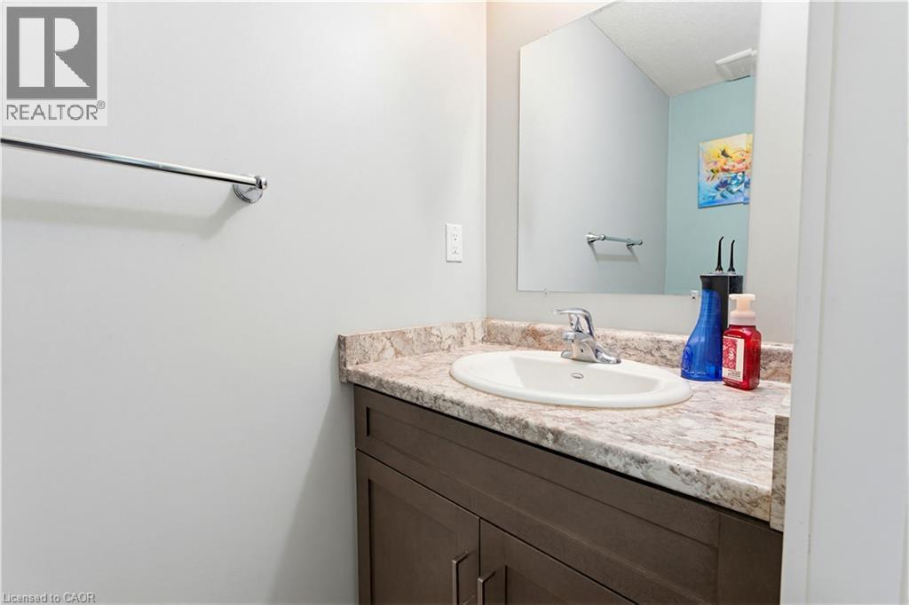 












399 GREENFIELD Avenue

,
Kitchener,




Ontario
N2C1E6

