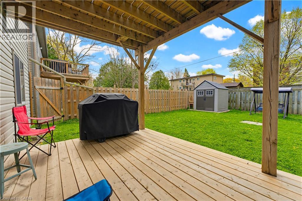 












399 GREENFIELD Avenue

,
Kitchener,




Ontario
N2C1E6

