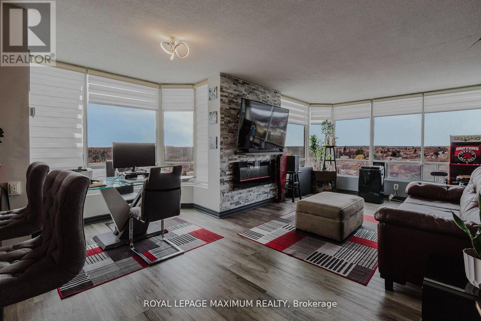 












1101 - 26 HANOVER ROAD

,
Brampton,




Ontario
L6S4T2

