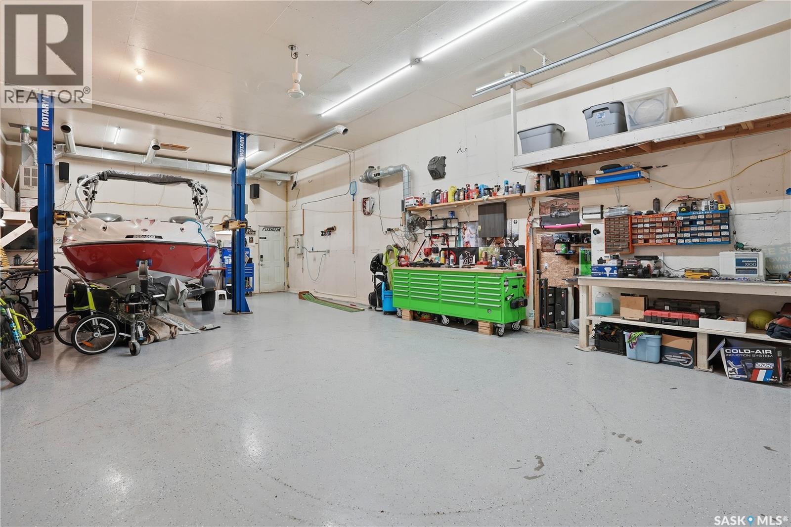












1068 Athabasca STREET W

,
Moose Jaw,




Saskatchewan
S6H2E6

