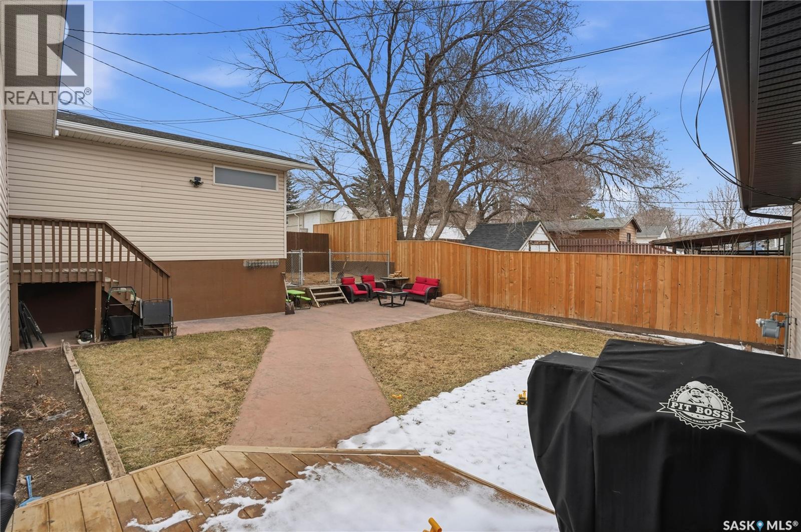 












1068 Athabasca STREET W

,
Moose Jaw,




Saskatchewan
S6H2E6

