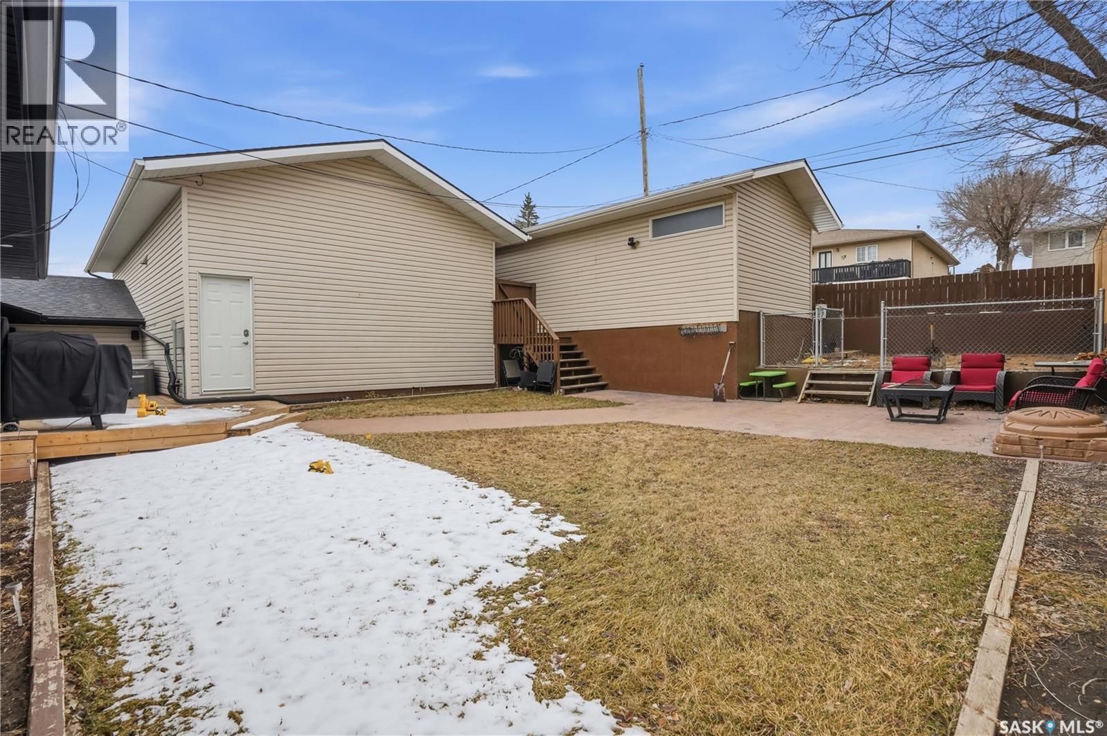 












1068 Athabasca STREET W

,
Moose Jaw,




Saskatchewan
S6H2E6

