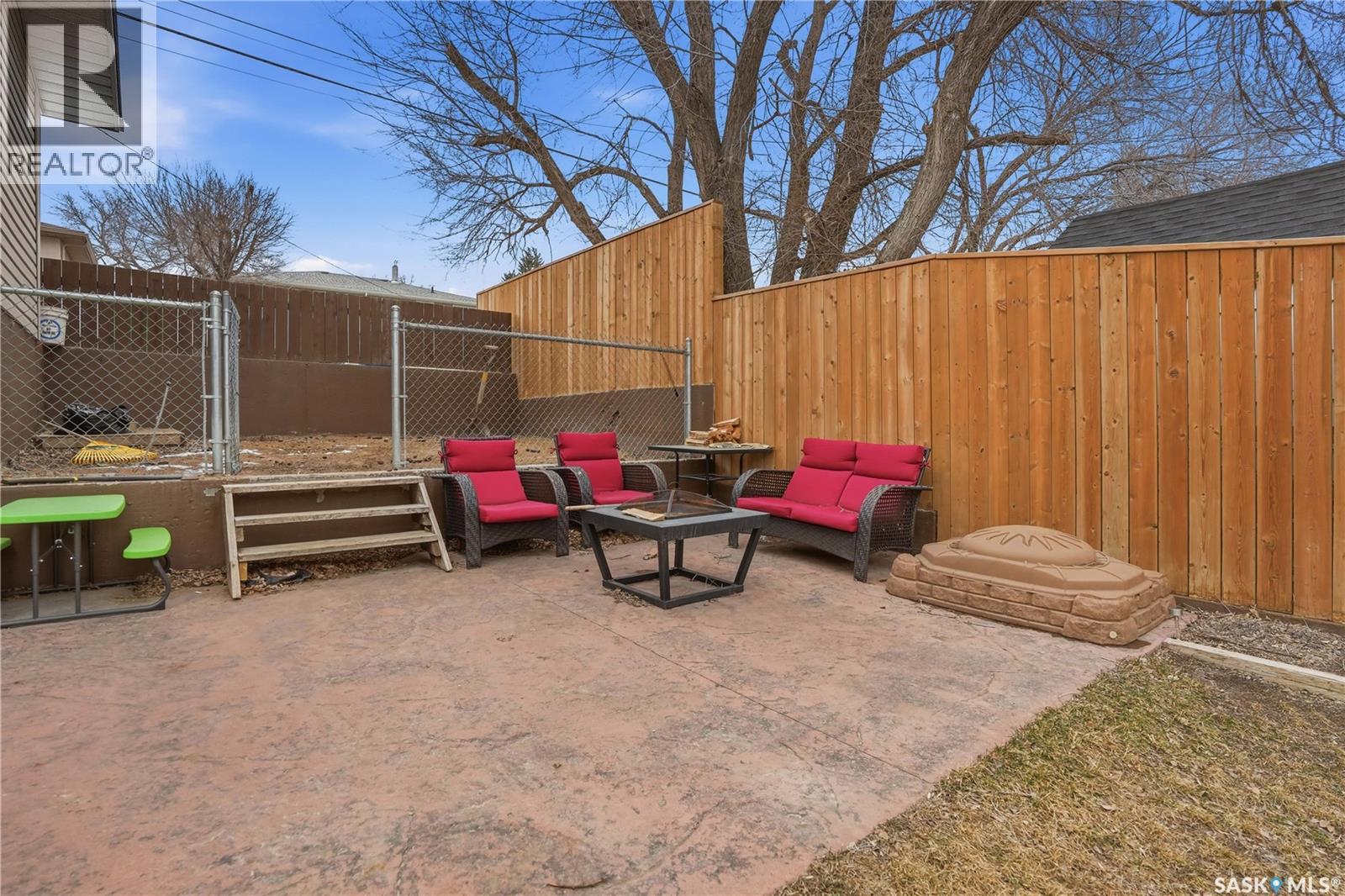 












1068 Athabasca STREET W

,
Moose Jaw,




Saskatchewan
S6H2E6

