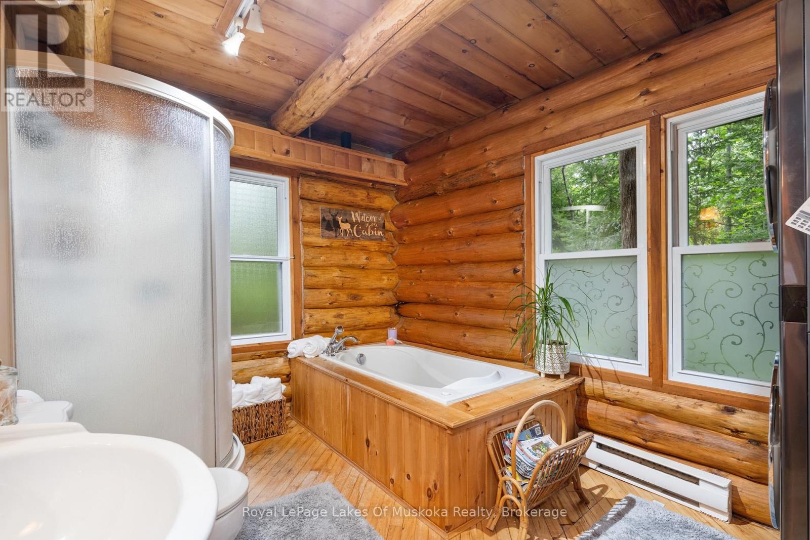 












A - 642 AIRPORT ROAD

,
Joly,




Ontario
P0A1Z0


