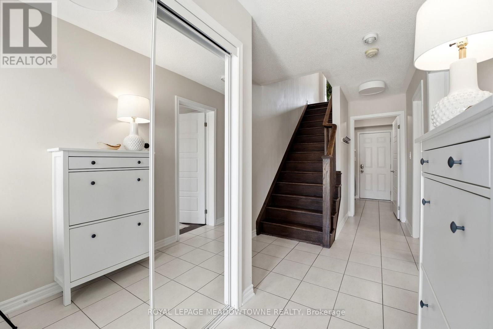 












112 WHITLOCK AVENUE

,
Milton,




Ontario
L9E1G3


