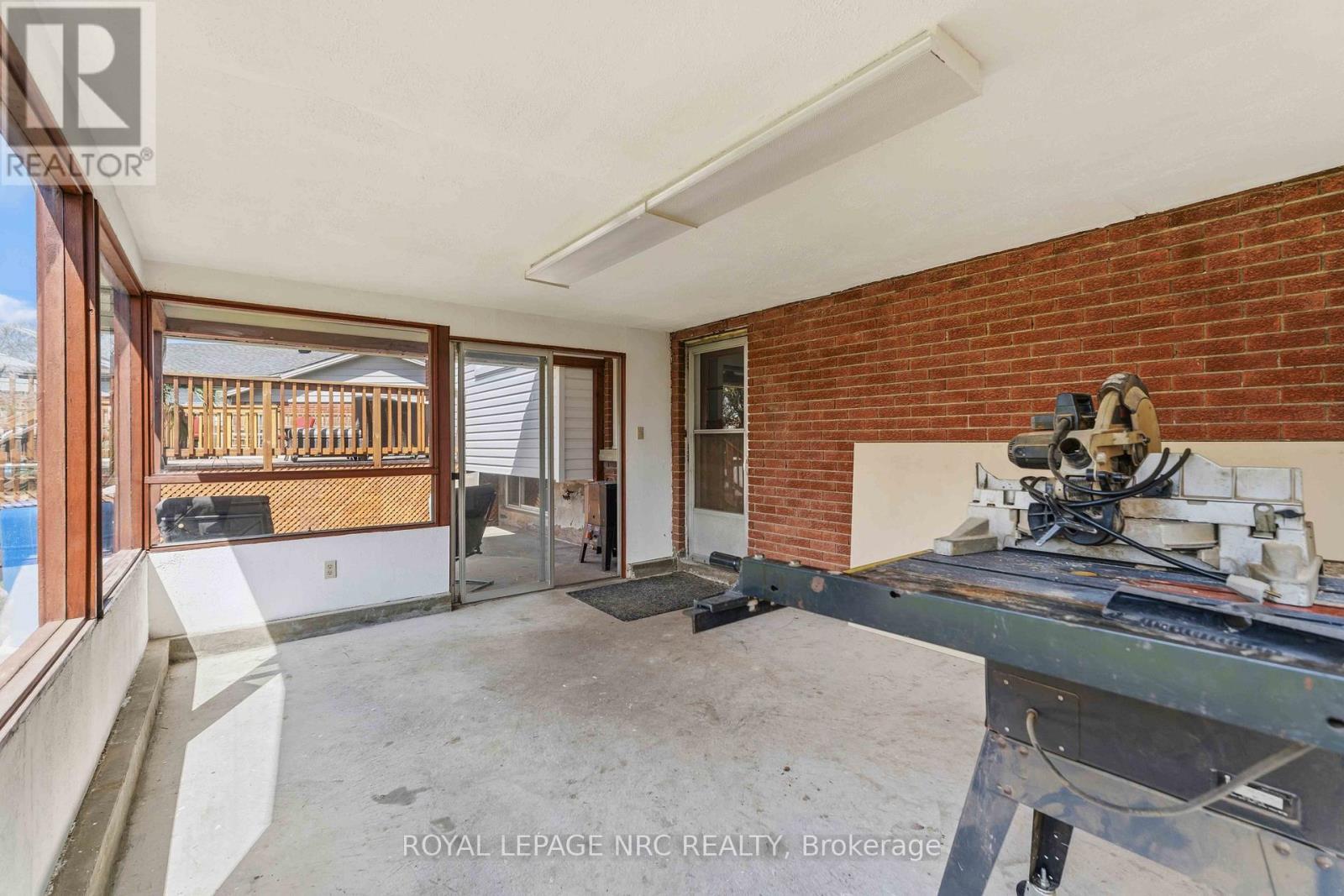 












4485 QUEENSWAY CRESCENT

,
Niagara Falls (Morrison),




Ontario
L2E5R5

