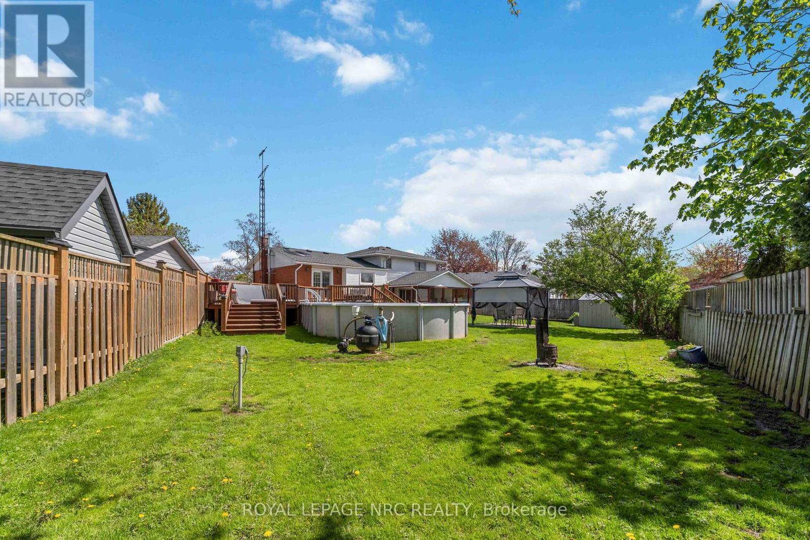 












4485 QUEENSWAY CRESCENT

,
Niagara Falls (Morrison),




Ontario
L2E5R5

