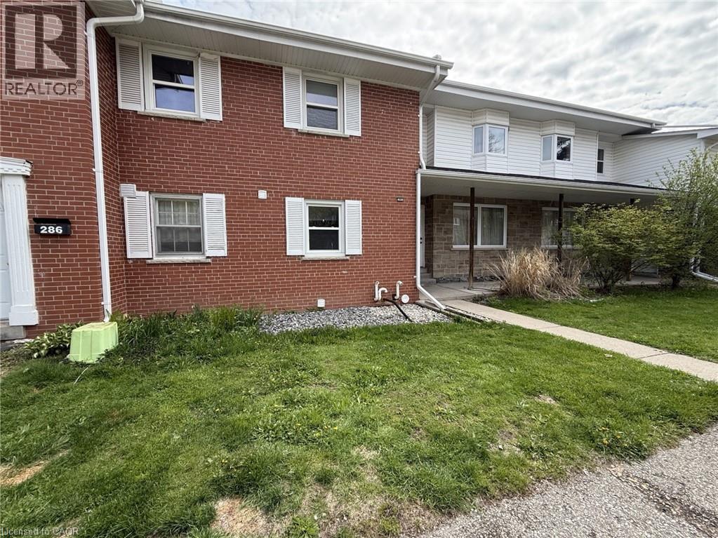 












284 WESTCOURT Place

,
Waterloo,




Ontario
N2L2R7

