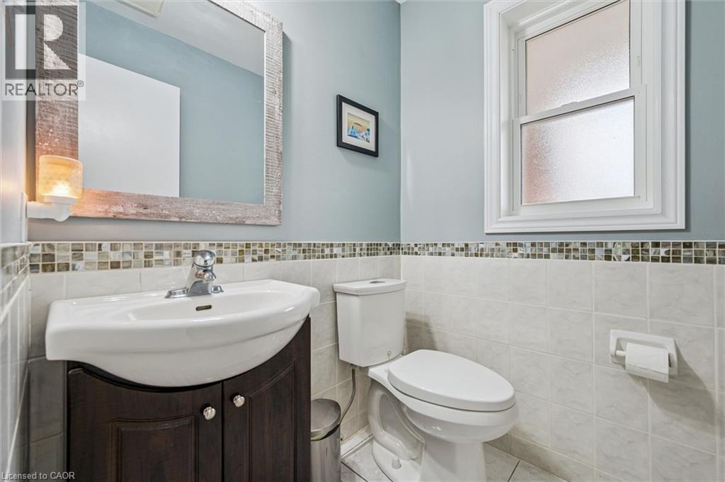 












339 DANIEL Crescent

,
Elora,




Ontario
N0B1S0

