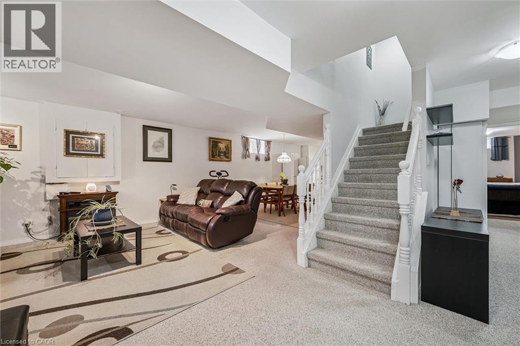 












339 DANIEL Crescent

,
Elora,




Ontario
N0B1S0

