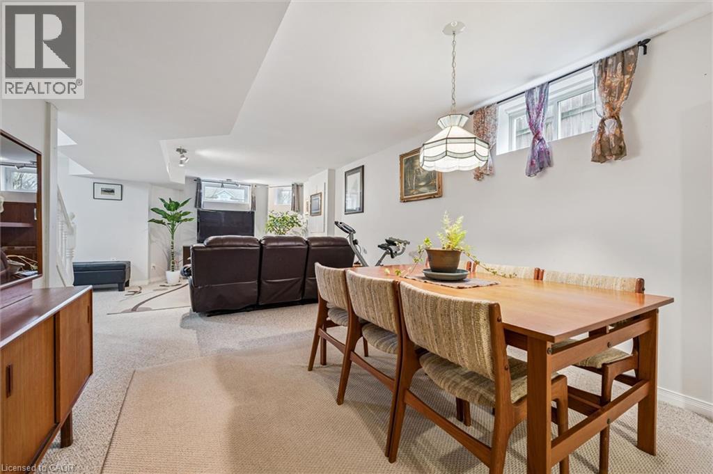 












339 DANIEL Crescent

,
Elora,




Ontario
N0B1S0

