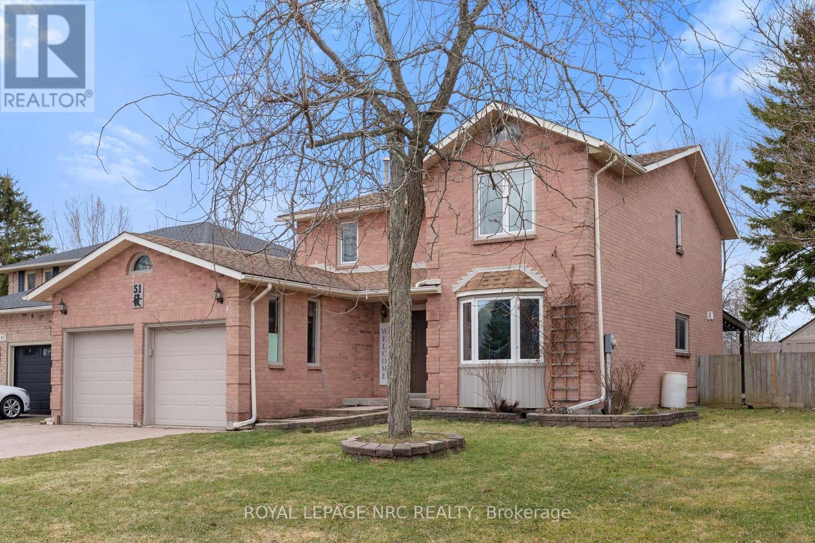 












51 BRIARSDALE CRESCENT

,
Welland (N. Welland),




Ontario
L3C6S7

