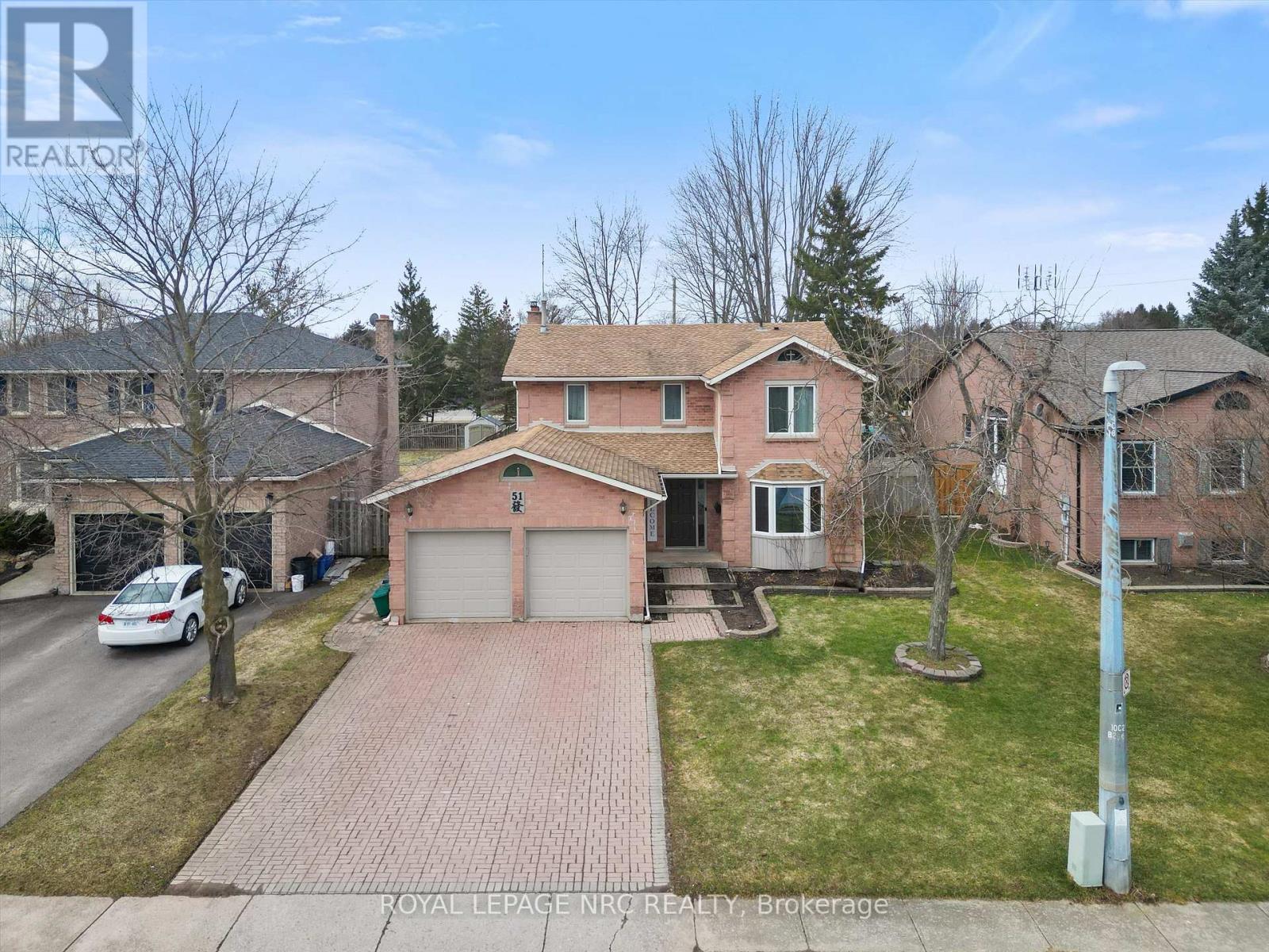 












51 BRIARSDALE CRESCENT

,
Welland (N. Welland),




Ontario
L3C6S7

