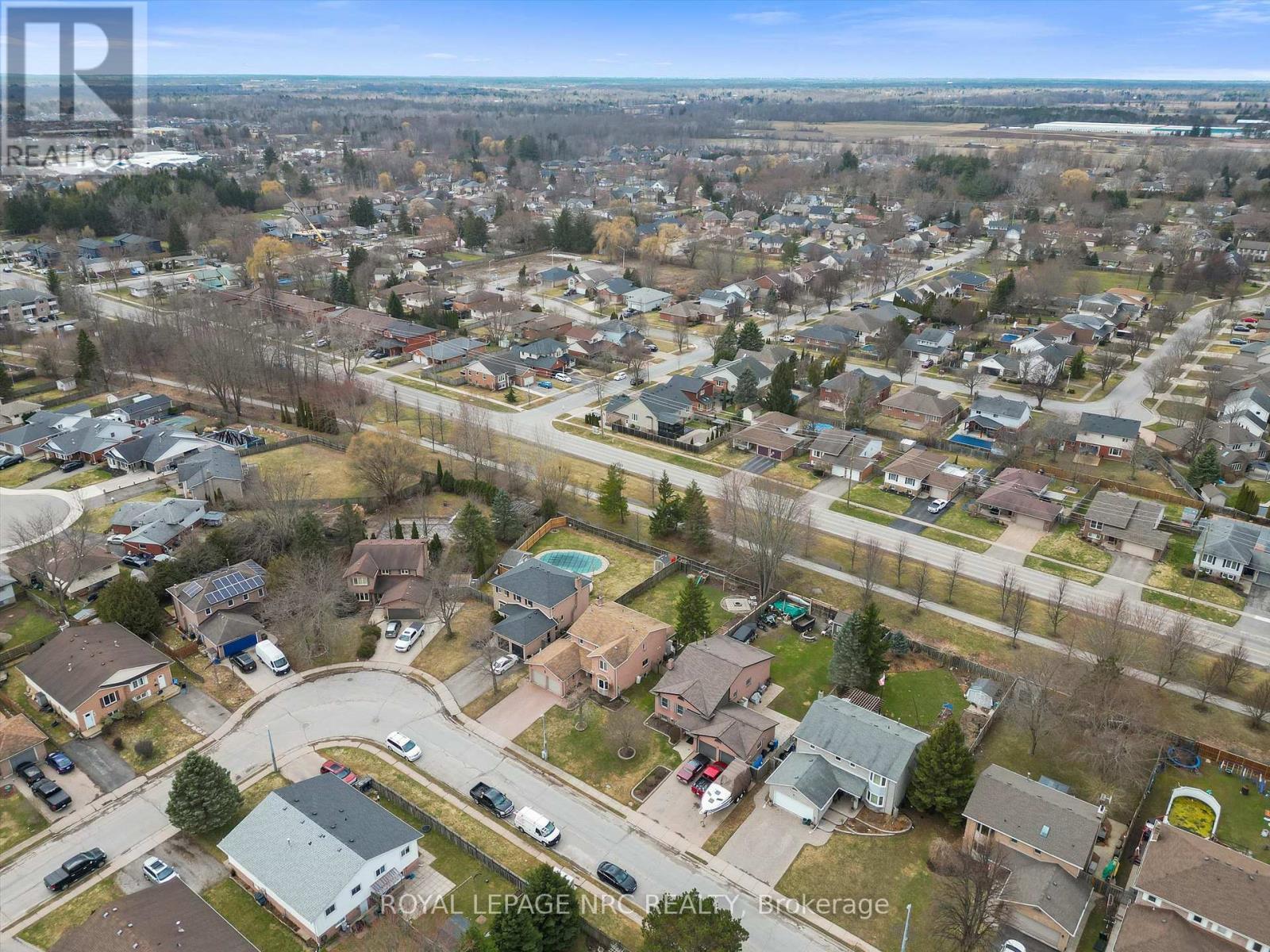 












51 BRIARSDALE CRESCENT

,
Welland (N. Welland),




Ontario
L3C6S7


