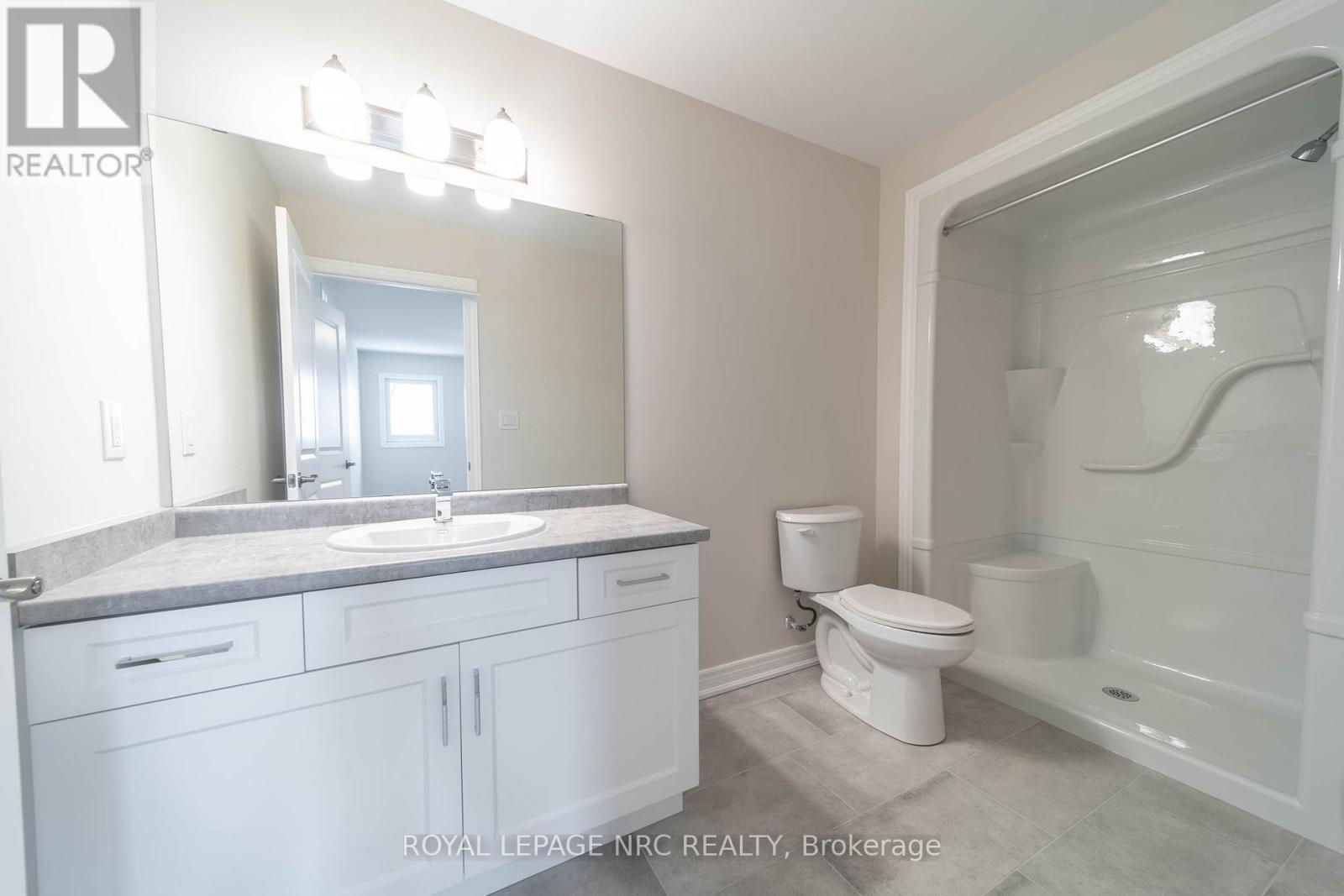 












52 WILLSON DRIVE

,
Thorold (Hurricane/Merrittville),




Ontario
L2V0G7

