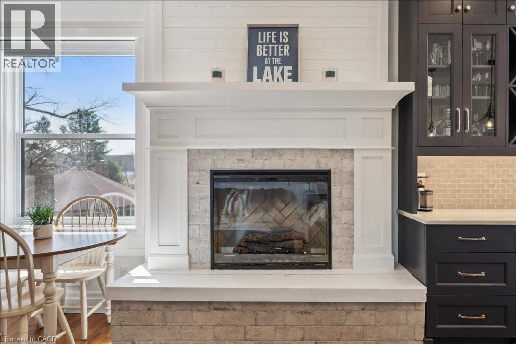 












12 BIGWIN ISLAND Road Unit# 202/206

,
Lake Of Bays,




Ontario
P0B1A0

