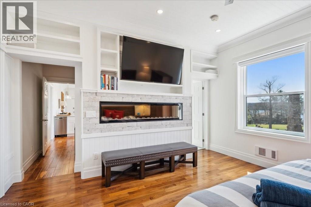 












12 BIGWIN ISLAND Road Unit# 202/206

,
Lake Of Bays,




Ontario
P0B1A0

