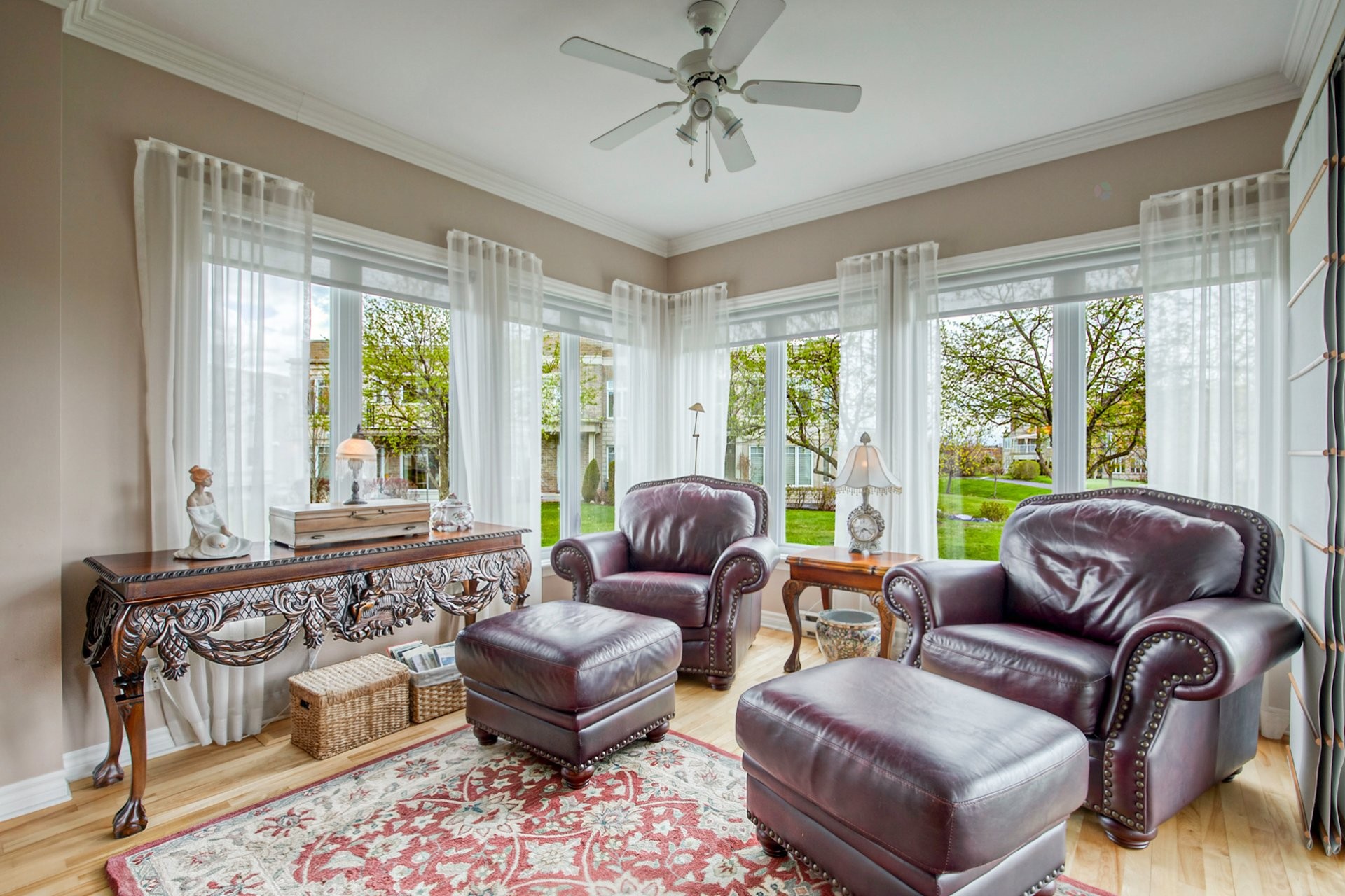 









794


Rue Jean-Deslauriers

, 39,
Boucherville,




QC
J4B0E7

