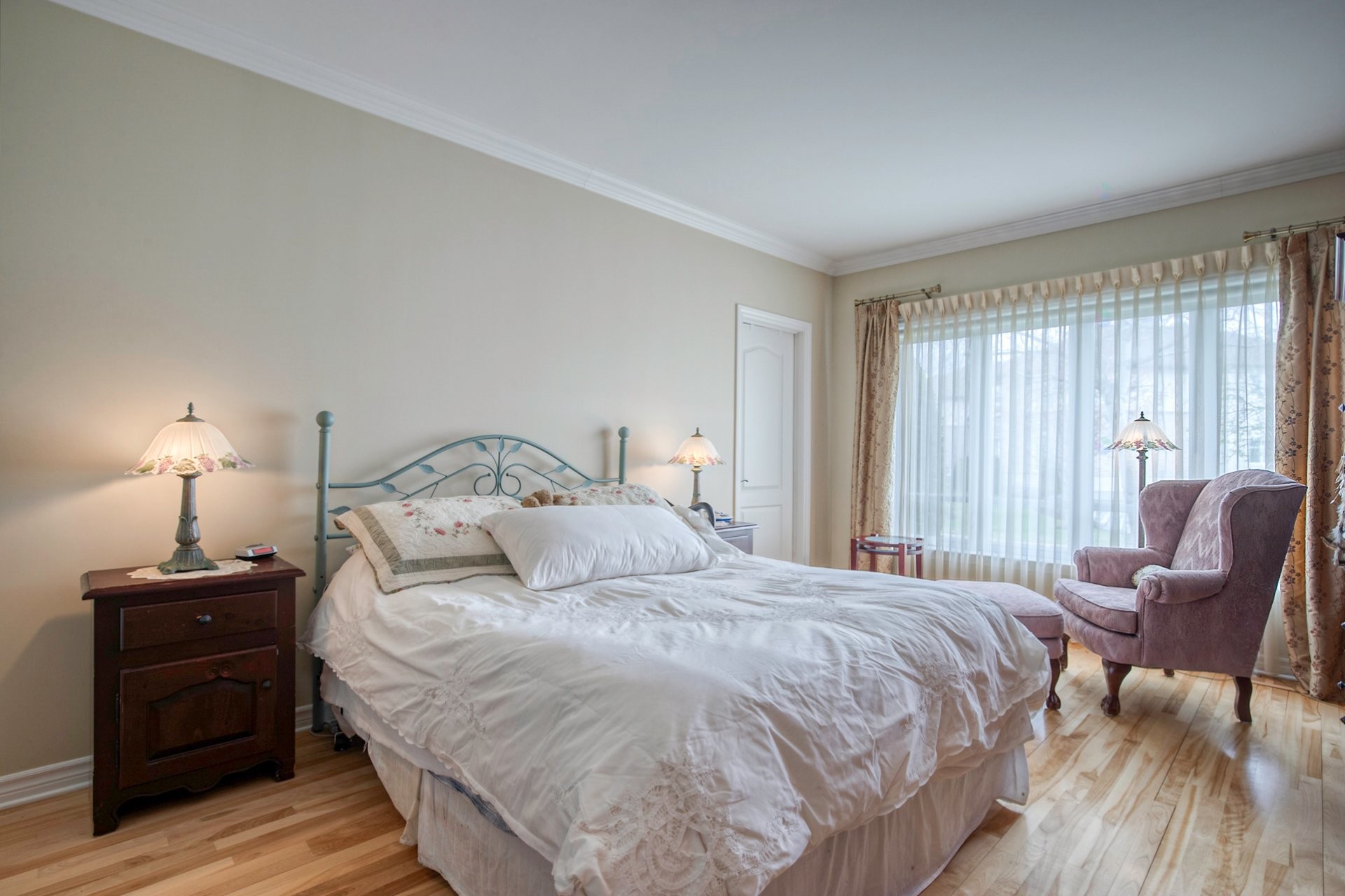 









794


Rue Jean-Deslauriers

, 39,
Boucherville,




QC
J4B0E7

