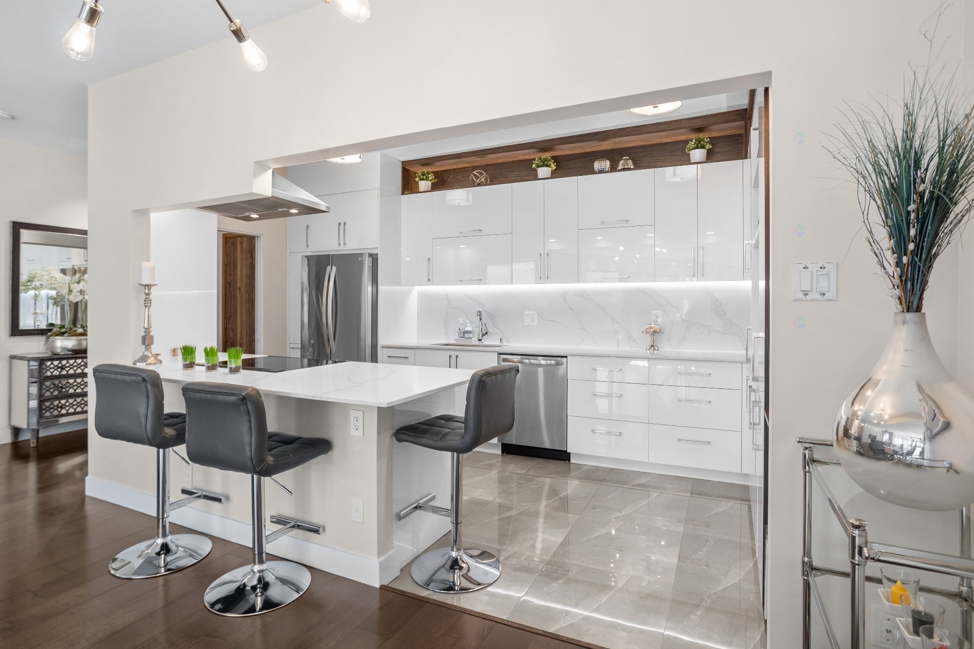 









4520


Prom. Paton

, 109,
Laval (Chomedey),




QC
H7W4X1

