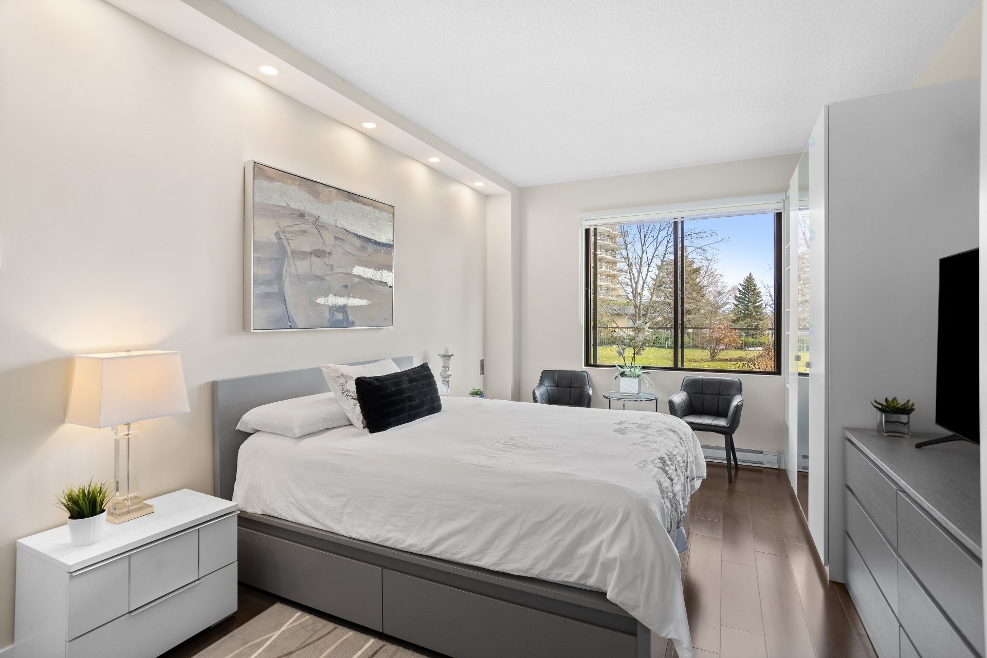 









4520


Prom. Paton

, 109,
Laval (Chomedey),




QC
H7W4X1


